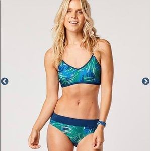 NWT Carve Designs bikini -Azul Palms print NWT!!